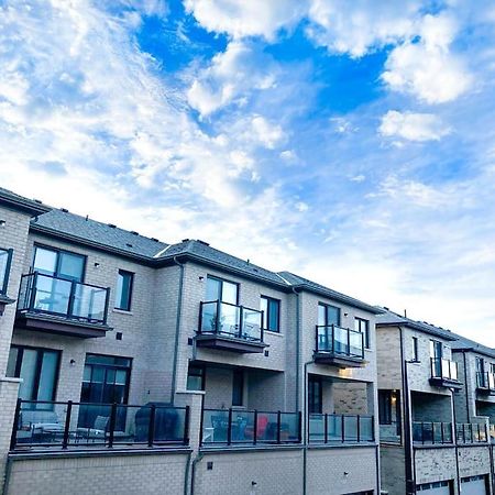 Elegant Rooms In Shared Townhouse Next To Beachウィットビー エクステリア 写真