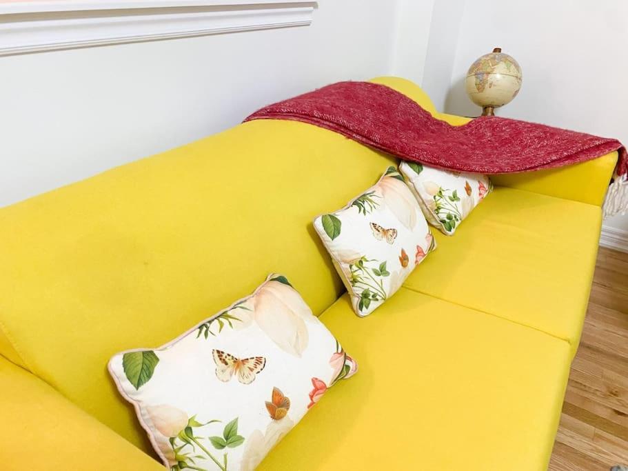 Elegant Rooms In Shared Townhouse Next To Beachウィットビー エクステリア 写真