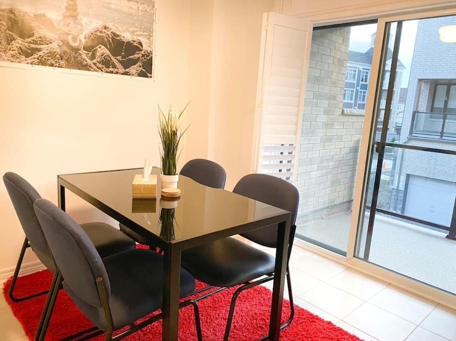 Elegant Rooms In Shared Townhouse Next To Beachウィットビー エクステリア 写真